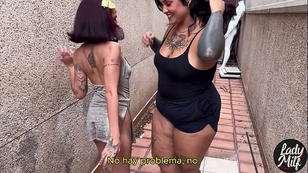 He took the college girl from the party to an alley and they had great sex (Spanish subtitles)