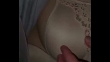 Kissing Cassidy was a ballerina not long ago